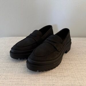 Patina (Portland Leather) Black Loafers